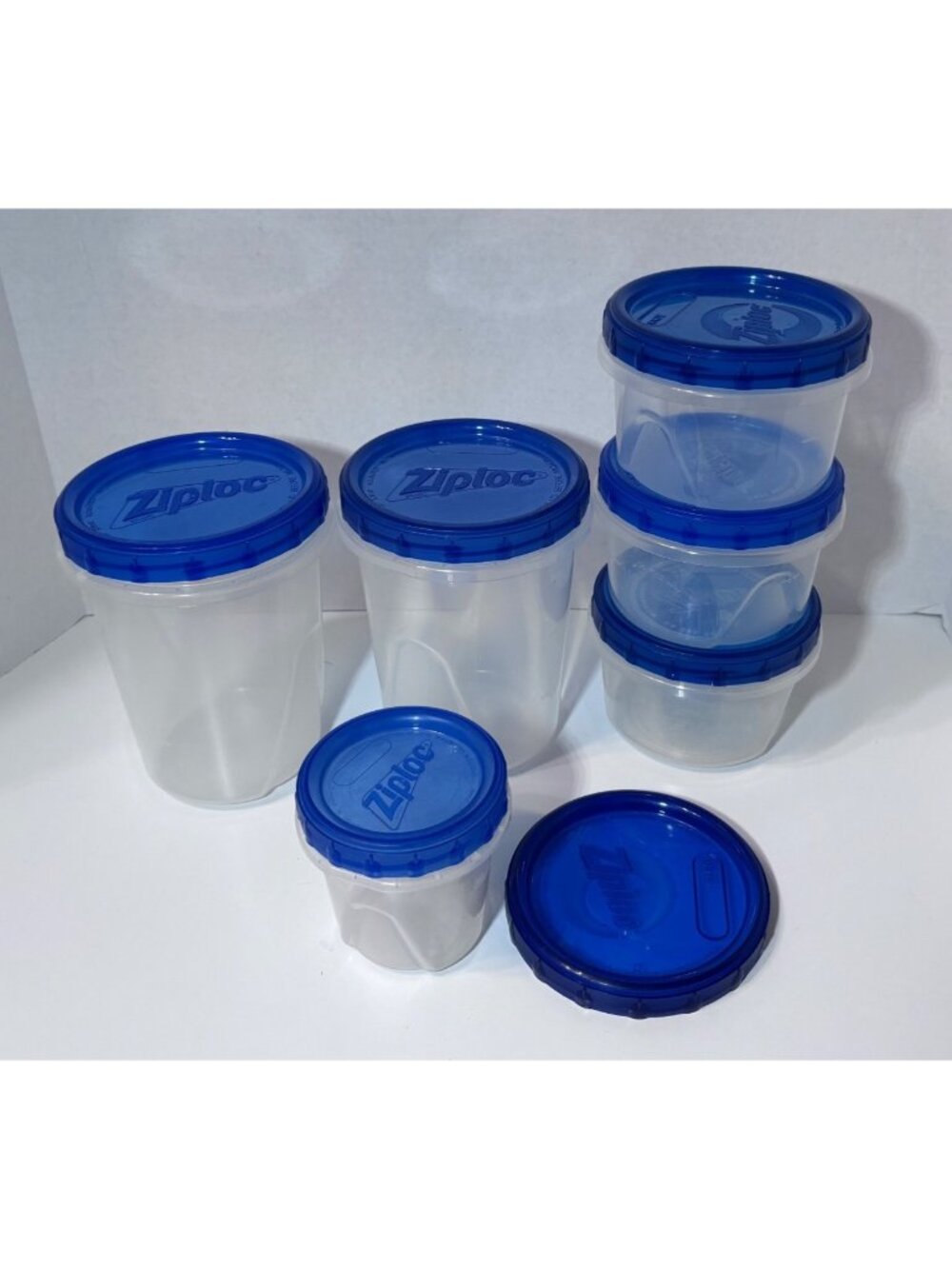 Ziploc Twist n Loc Preowned Round Plastic Storage Containers w/Lids Lot of 6